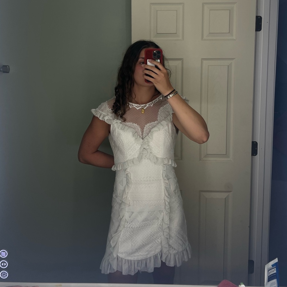 Three Floor Lace in Line White Mini Graduation Dress